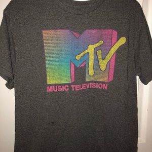 vintage looking MTV shirt